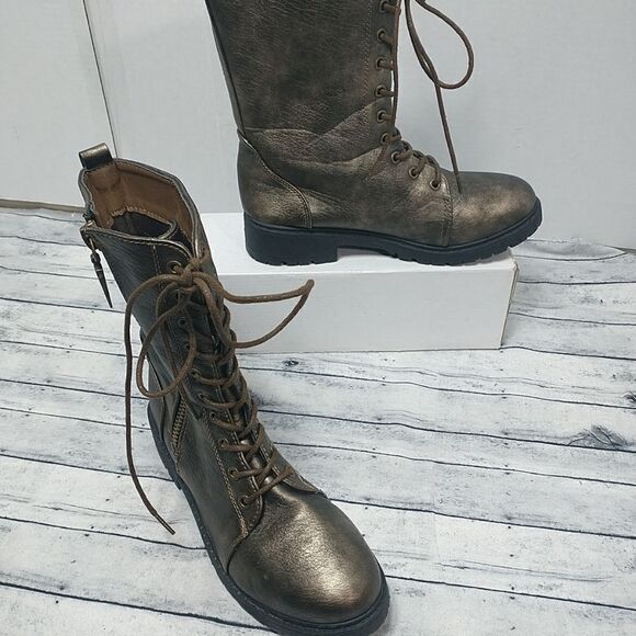 Seven7 Combat Moto Boots SZ 7 Mr. Zipper BRONZE Faux Leather. Condition is Pre-o - Picture 2 of 10
